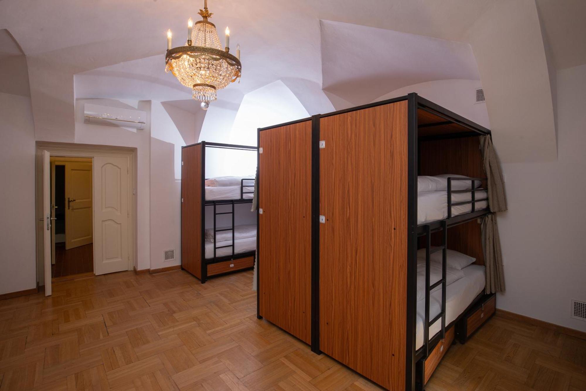 Women'S Only Hostel - Female Only Prague Luaran gambar