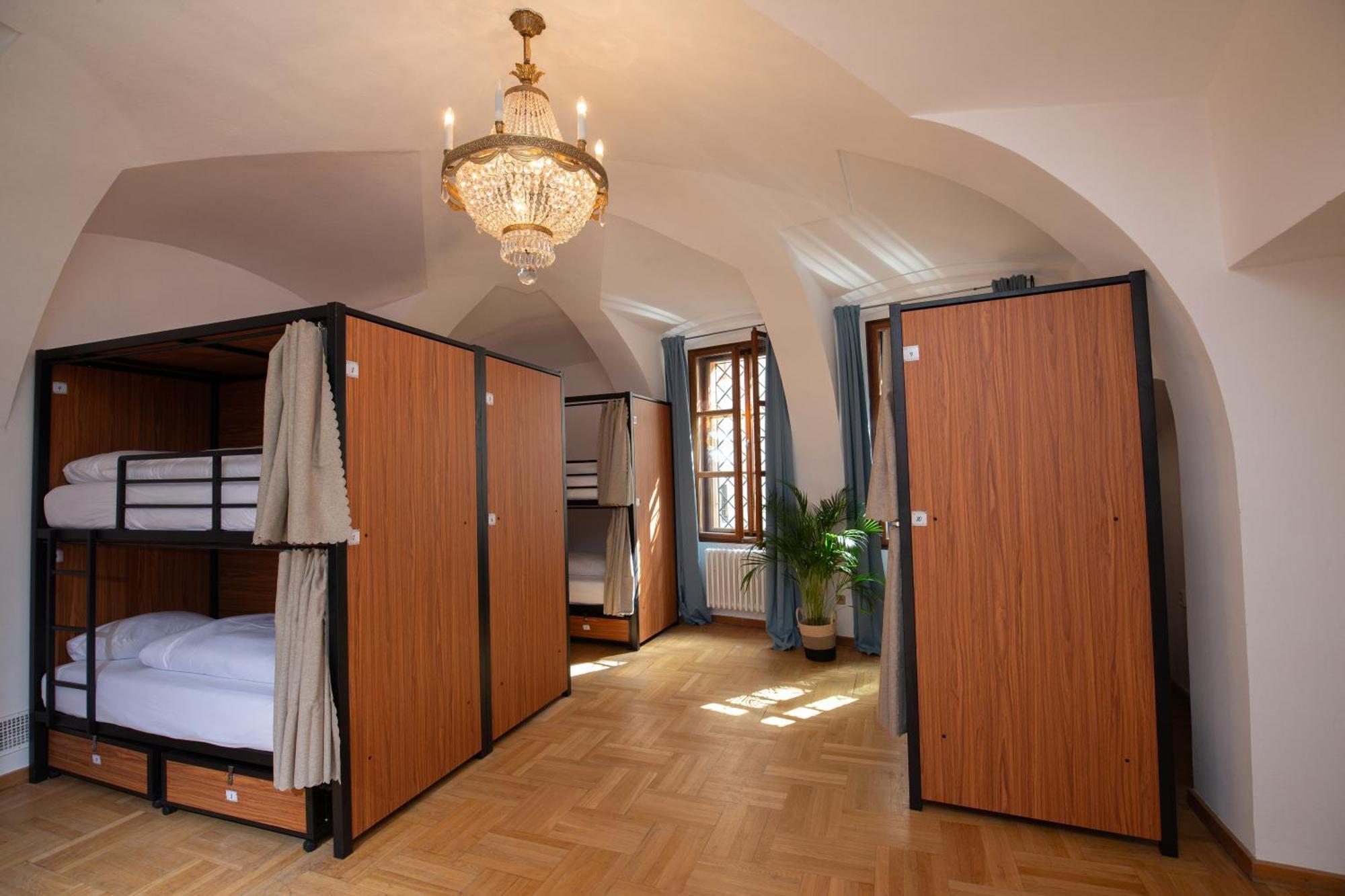 Women'S Only Hostel - Female Only Prague Luaran gambar